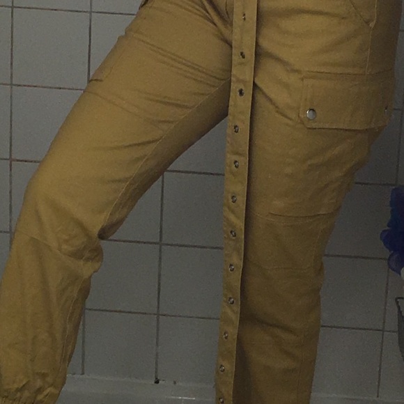 Fashion nova cargo pants - Picture 5 of 5